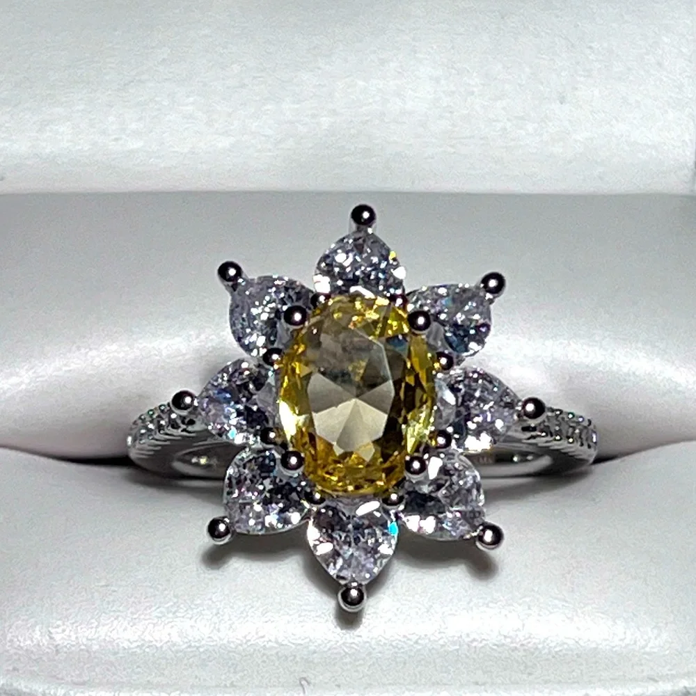 925 Sterling Silver Sunflower Diamond Ring - Picture 1 of 6